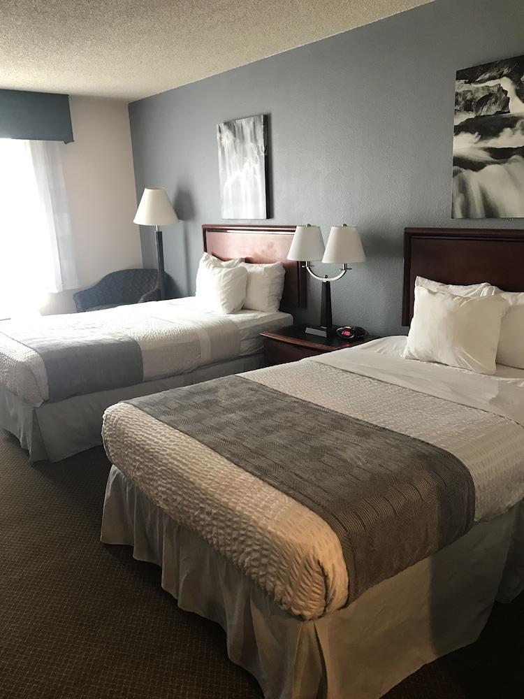 Rodeway Inn Barboursville Екстериор снимка
