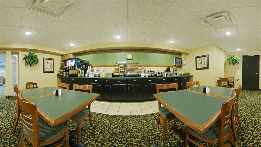 Rodeway Inn Barboursville Екстериор снимка